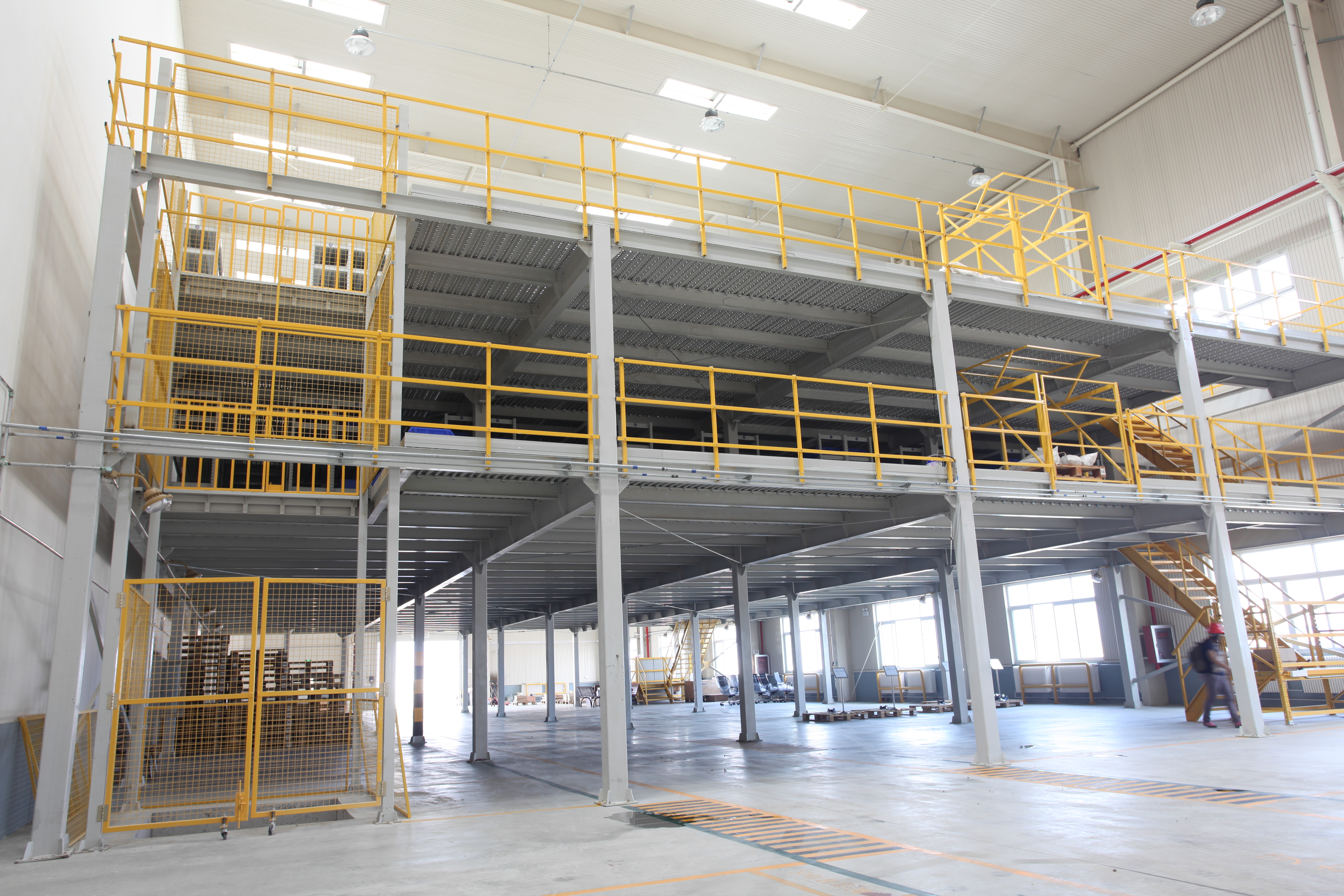 Industrial Customized Steel Structure Racks Sinusuportahan ang Multi-tier Loft Mezzanine Floor Platform Racking