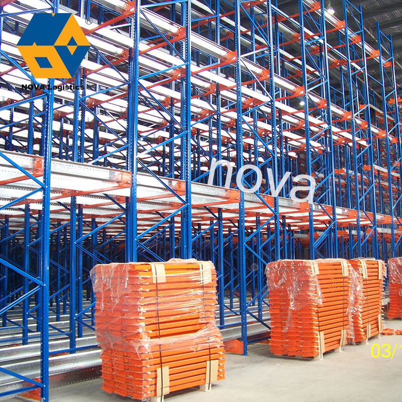 Warehouse Economic Flexible Heavy Duty 4 Ways Radio Shuttle Pallet Rack